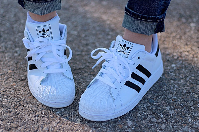 adidas superstar femme portée